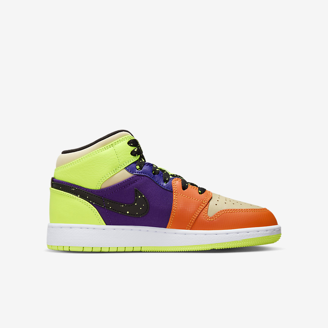 Air Jordan 1 Mid SE GS FD8795-700