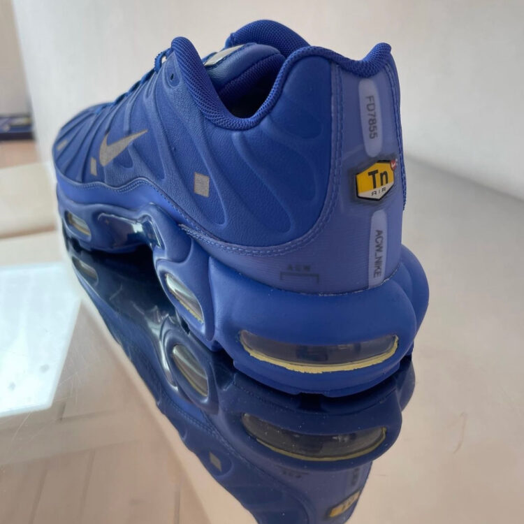 A-COLD-WALL* x Nike Air Max Plus "Varsity Royal" FD7855-400