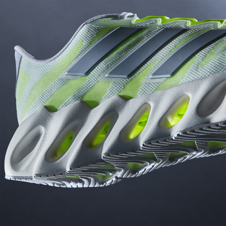 adidas SWITCH FWD