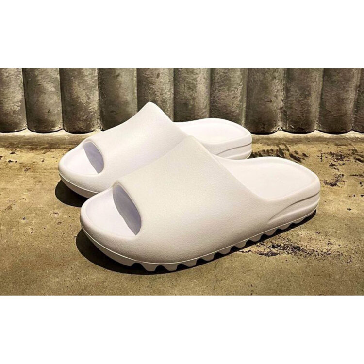 adidas Yeezy Slide “White Salt”