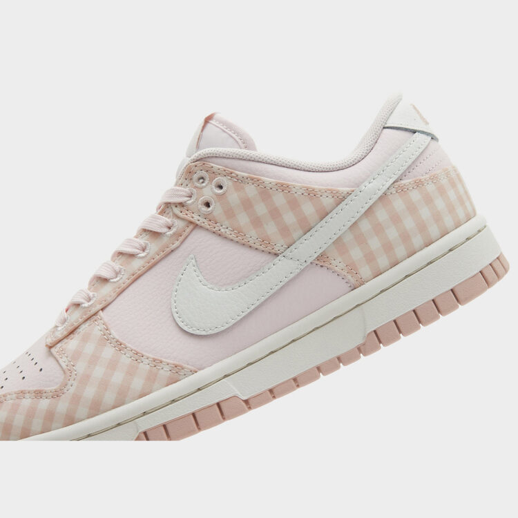 Nike Dunk Low WMNS “Pink Gingham”