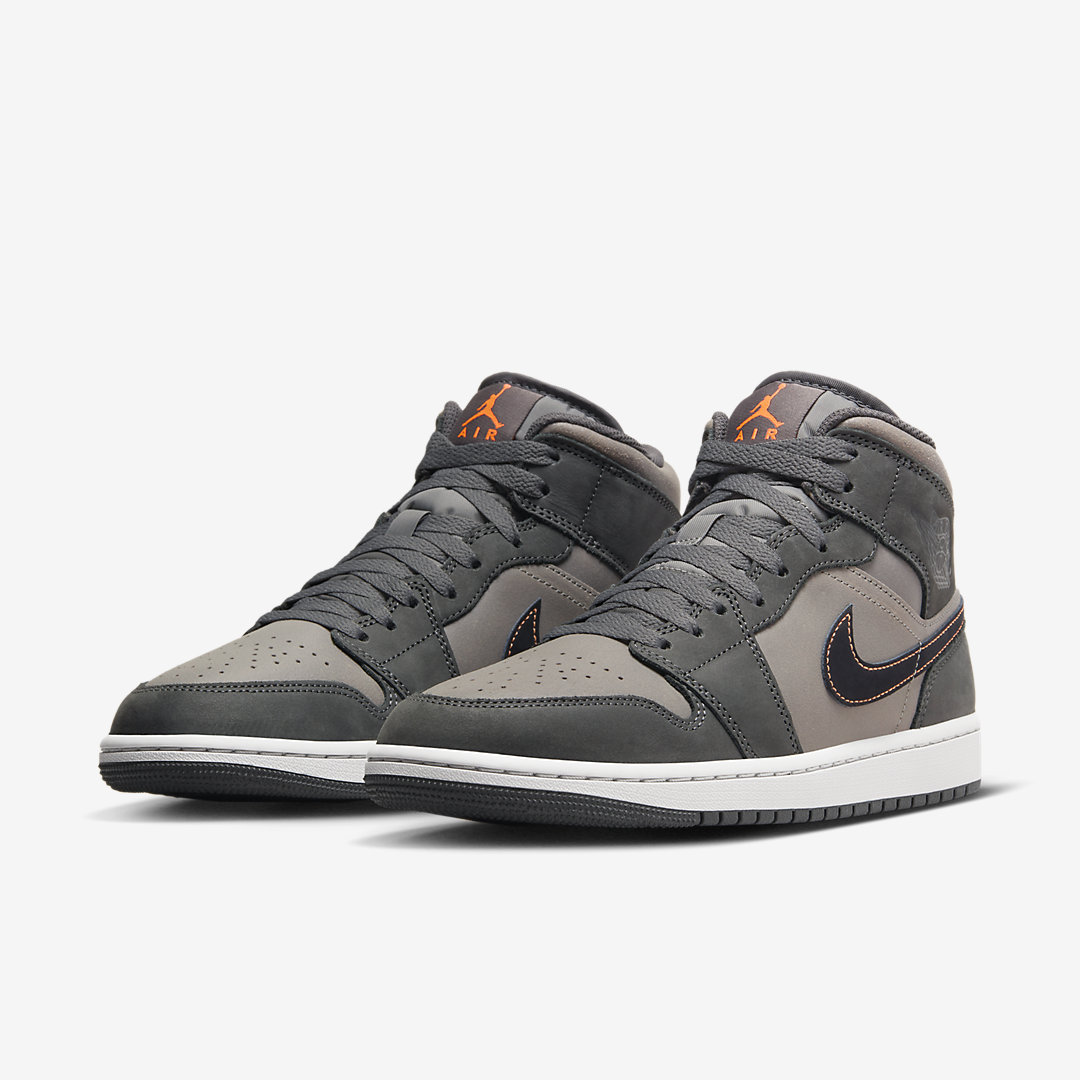 Air Jordan 1 Mid SE FQ8338-017