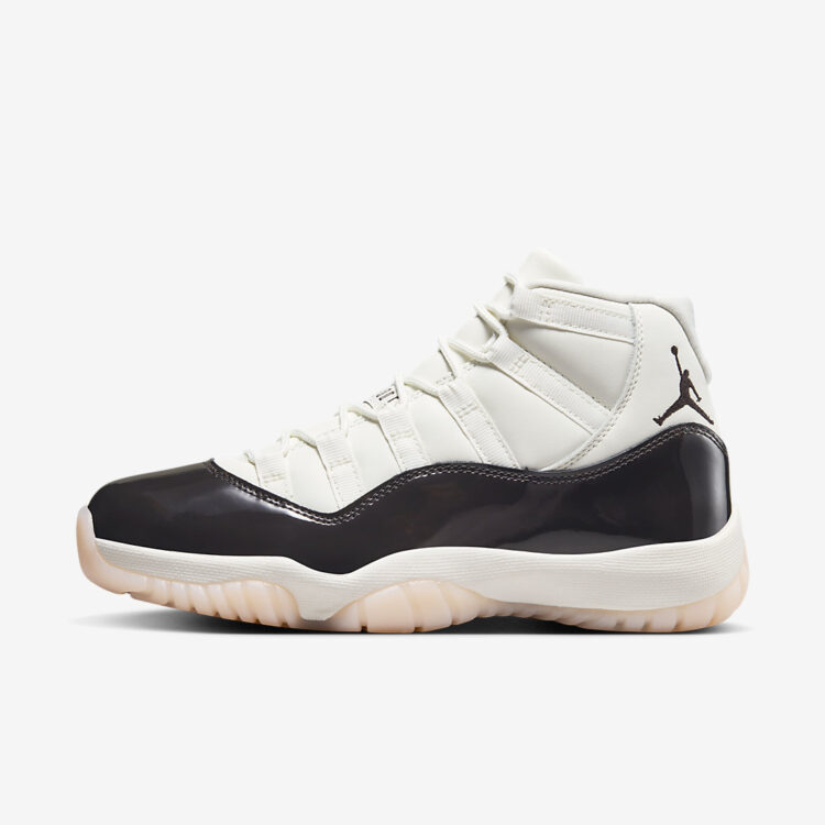 Air Jordan 11 "Neapolitan" AR0715-101