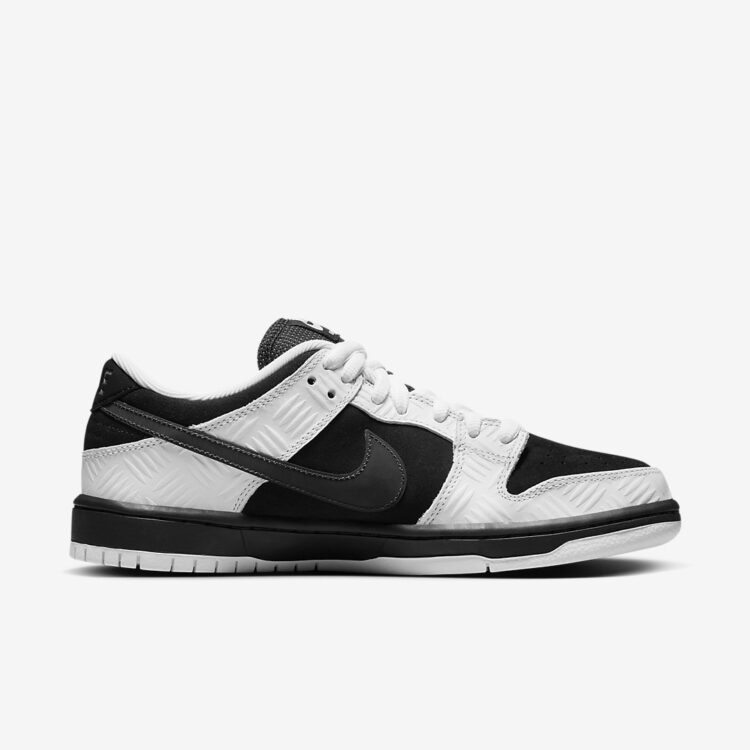 Tightbooth x Nike SB Dunk Low FD2629-100