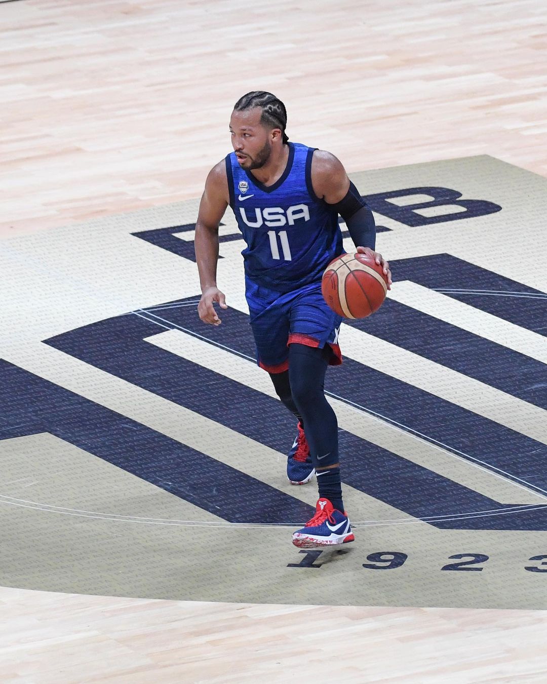 Jalen Brunson in the Nike Kobe 6 Protro "USA" PE