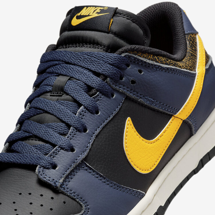 Nike Dunk Low Vintage "Michigan" FZ4014-010