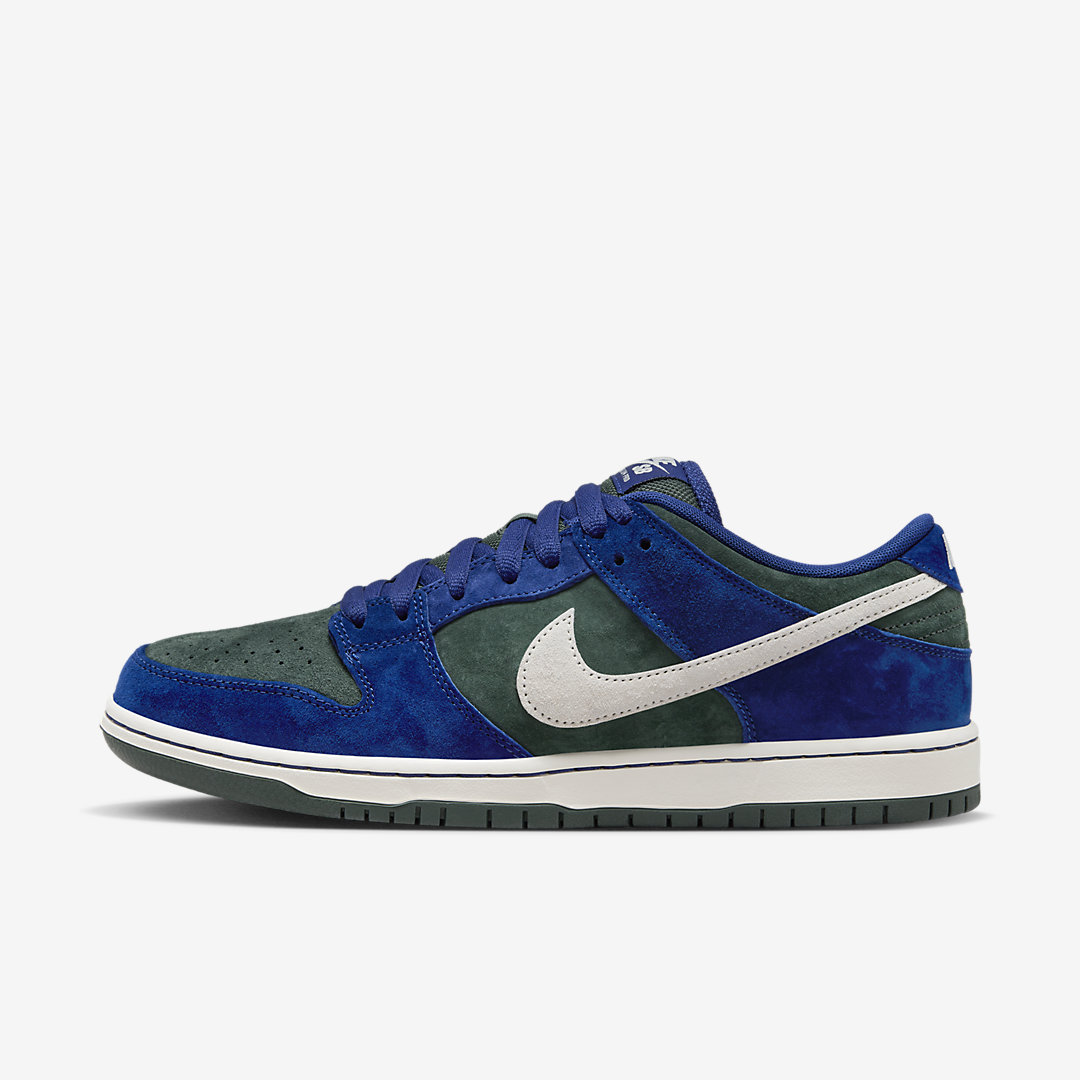 Nike SB Dunk Low HF3704-400