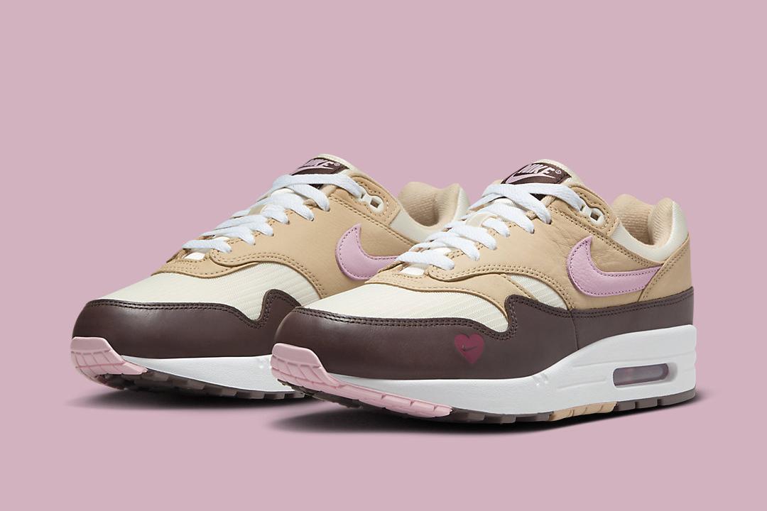 Nike Air Max 1 WMNS "Valentine’s Day" FZ4346-200