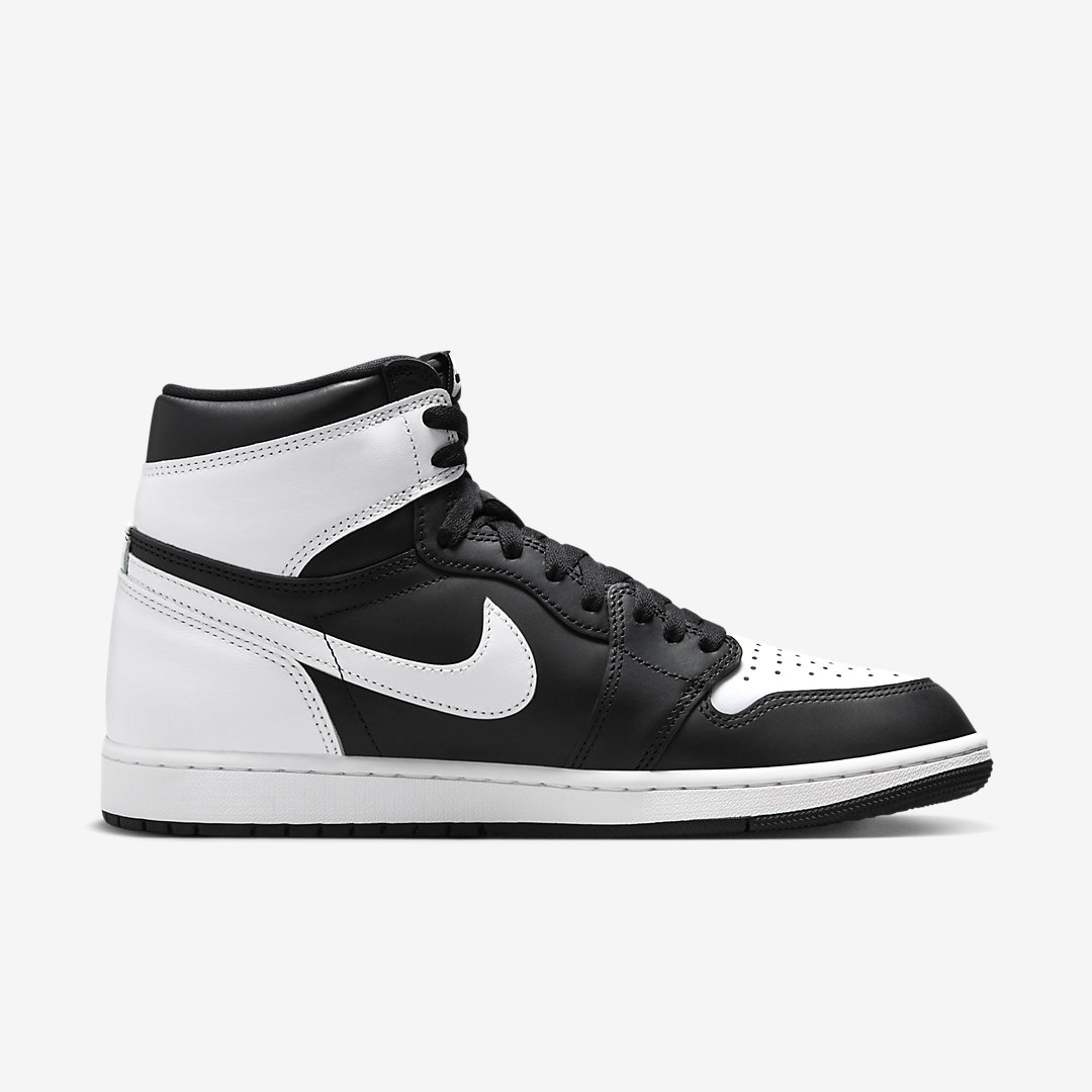 Air Jordan 1 High OG "Black/White" DZ5485-010