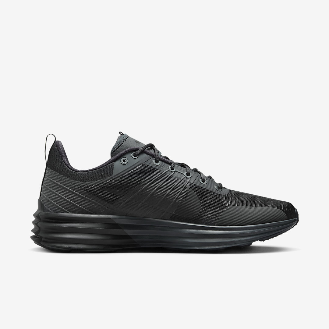 Nike Lunar Roam DV2440-002