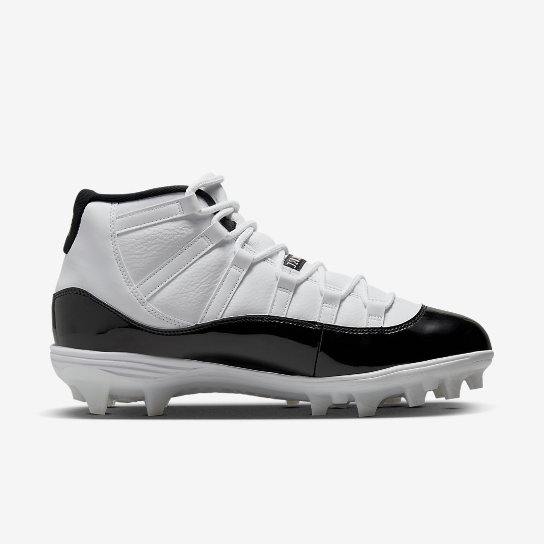 Air Jordan 11 Cleat FV5374-107