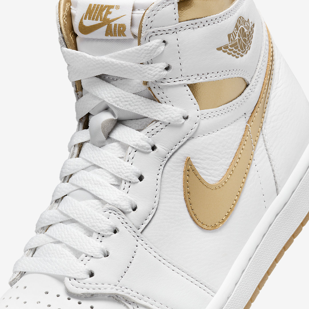 Air Jordan1 High OG WMNS "Metallic Gold" FD2596-107