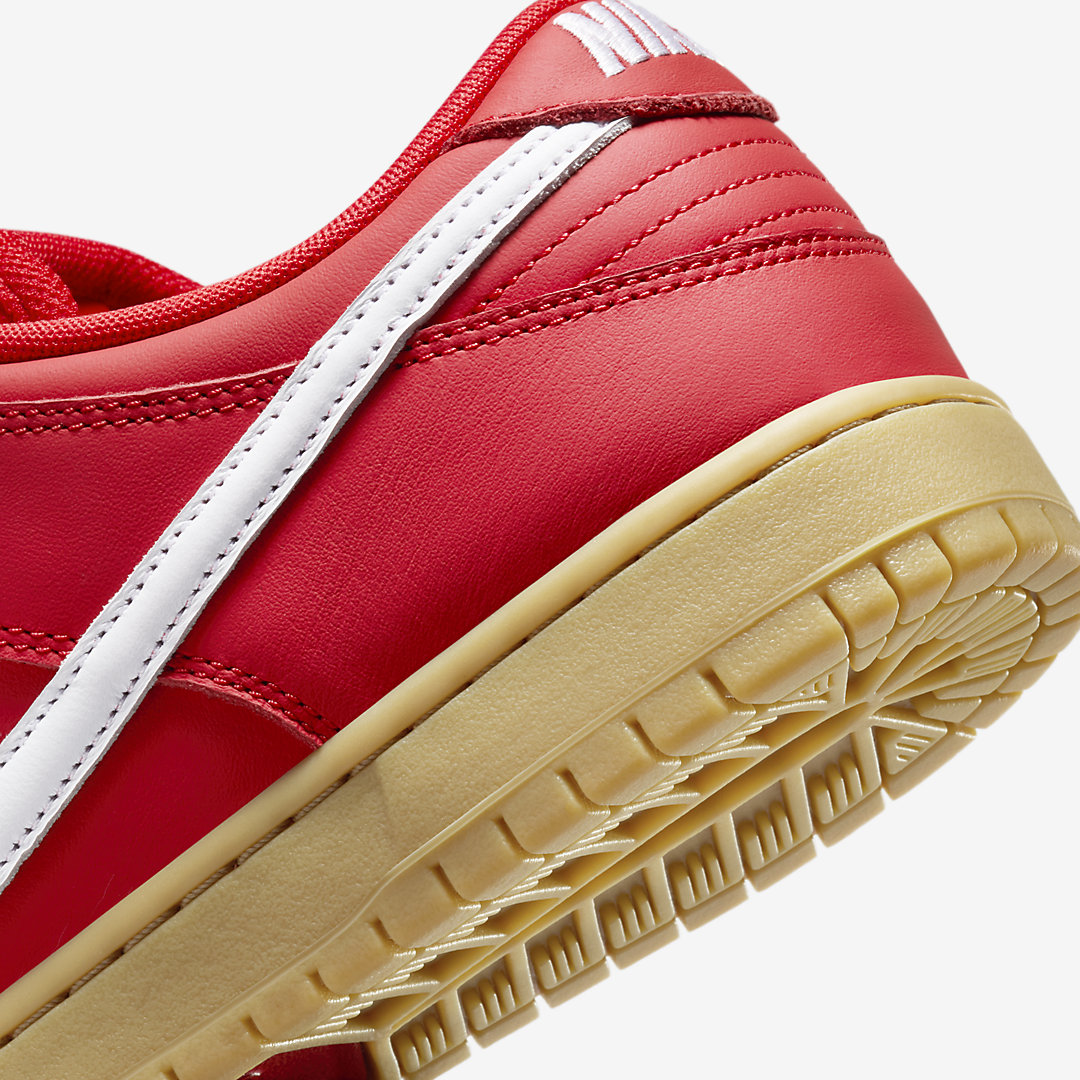 Nike SB Dunk Low "University Red" FJ1674-600