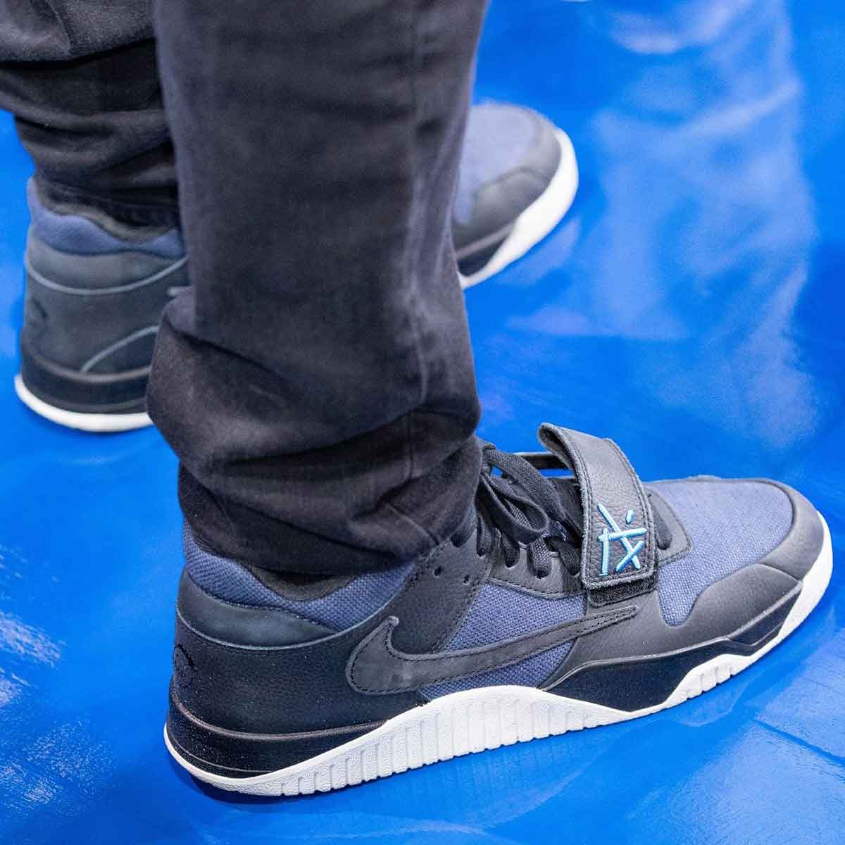 Travis Scott x Jordan Jumpman Jack "Thunder Blue" FZ8117-001