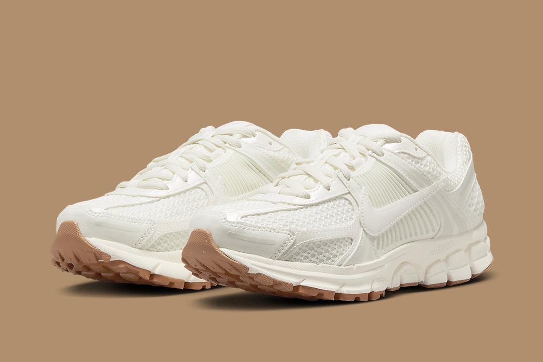 Nike Zoom Vomero 5 "Sail Gum" HM5886-133