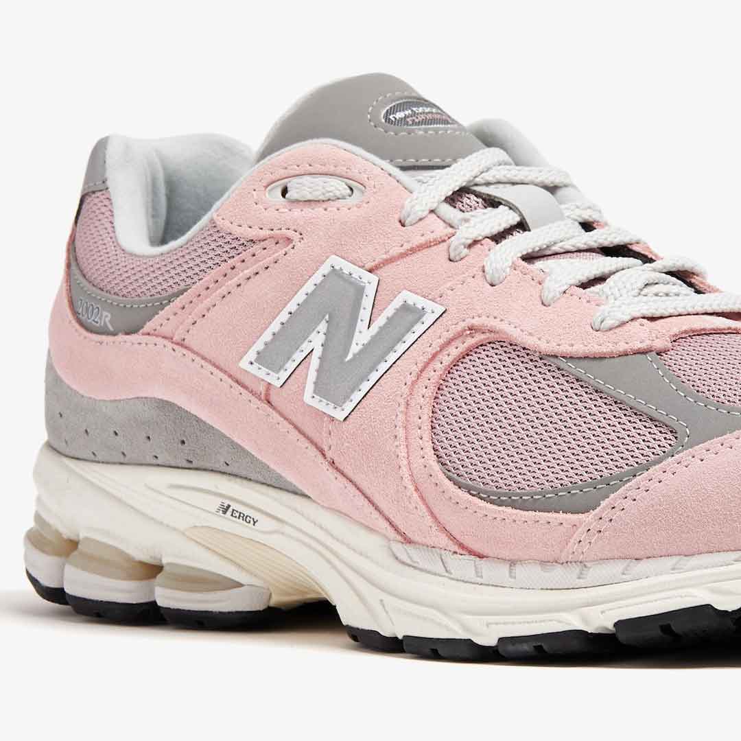 New Balance 2002R "Orb Pink" M2002RFC