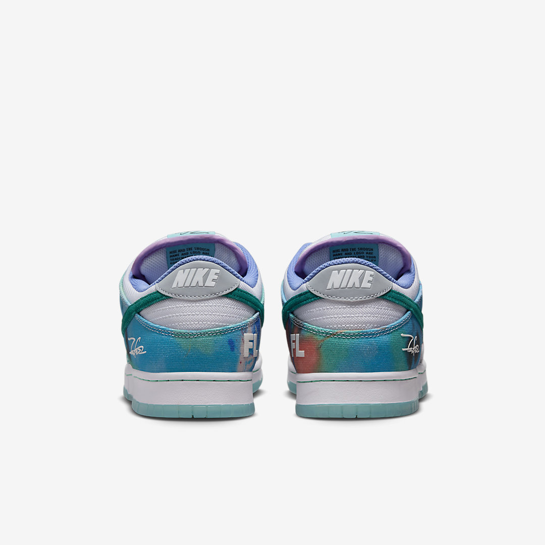 Futura x Nike SB Dunk Low HF6061-400