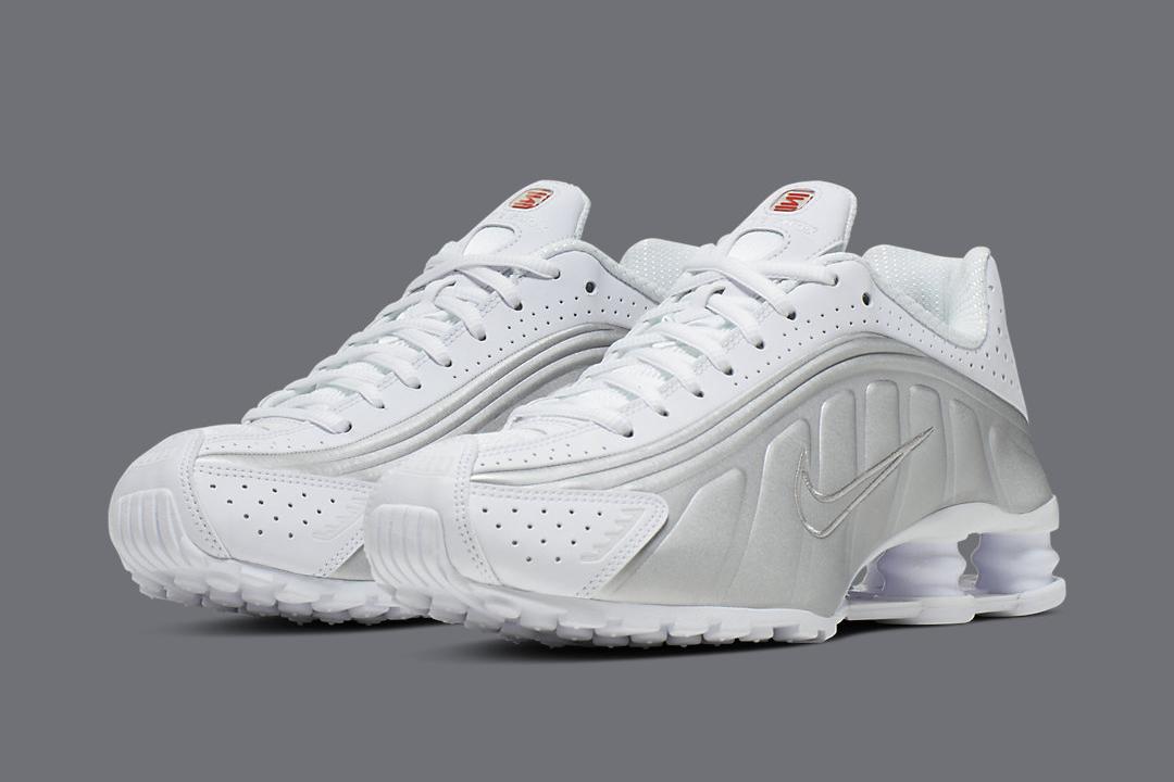 Nike Shox R4 "White Metallic" AR3565-101