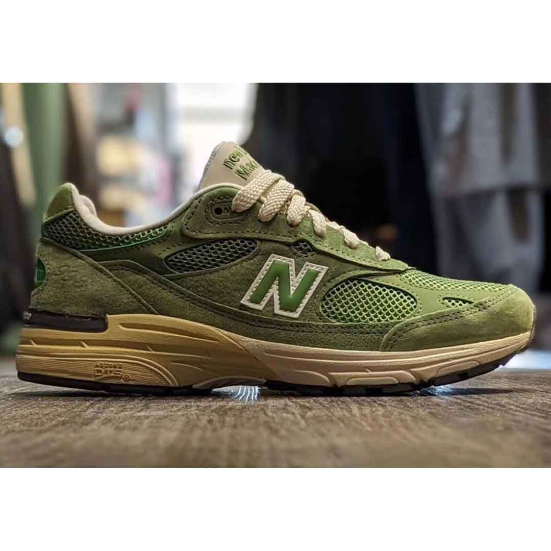 New Balance 993 "Chive" U993GW