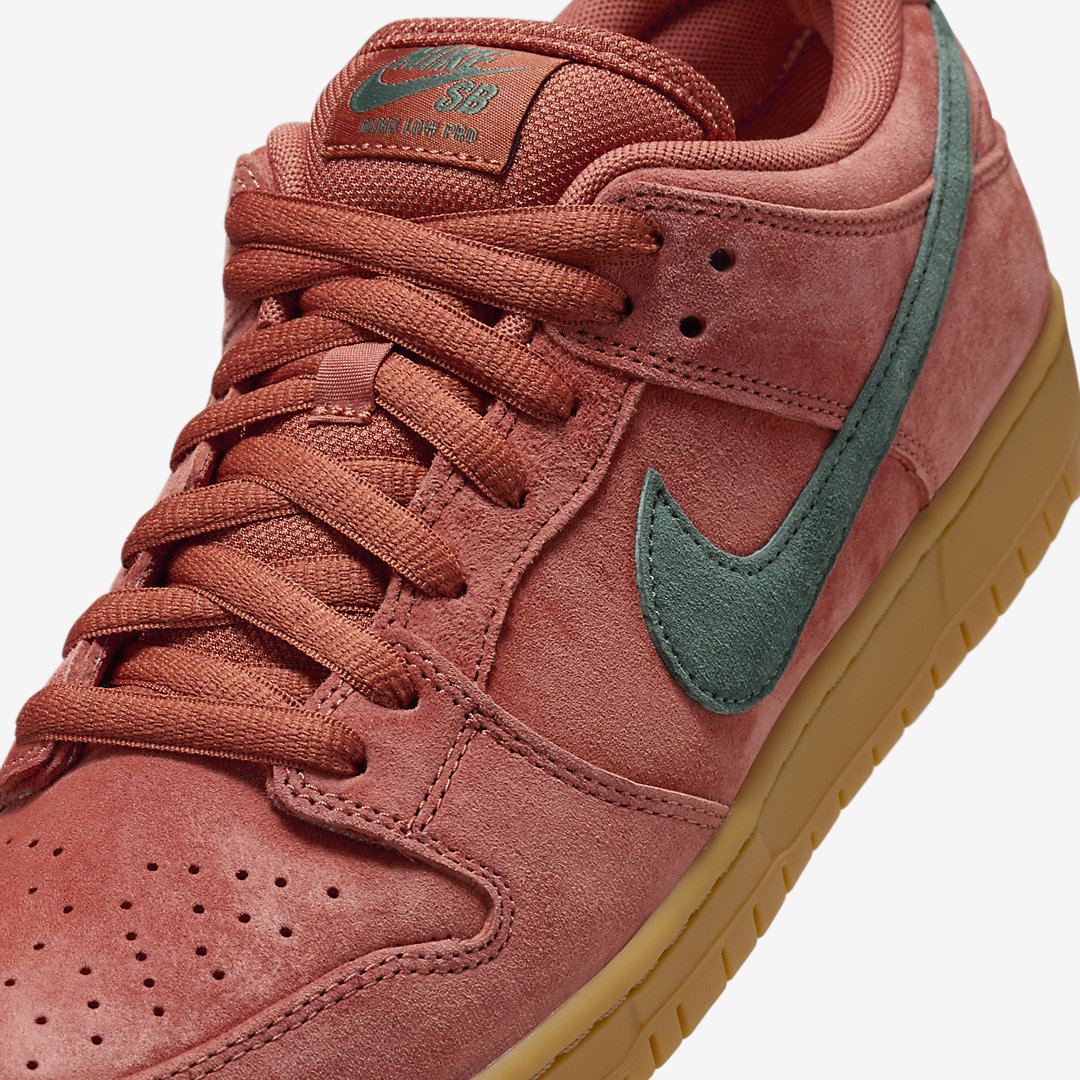 Nike SB Dunk Low HF3704-800