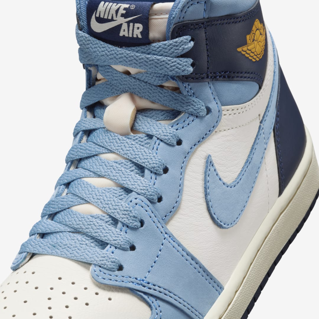 Air Jordan 1 High OG WMNS "First in Flight" FD2596-400