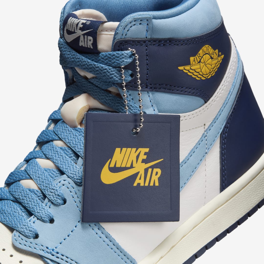 Air Jordan 1 High OG WMNS "First in Flight" FD2596-400