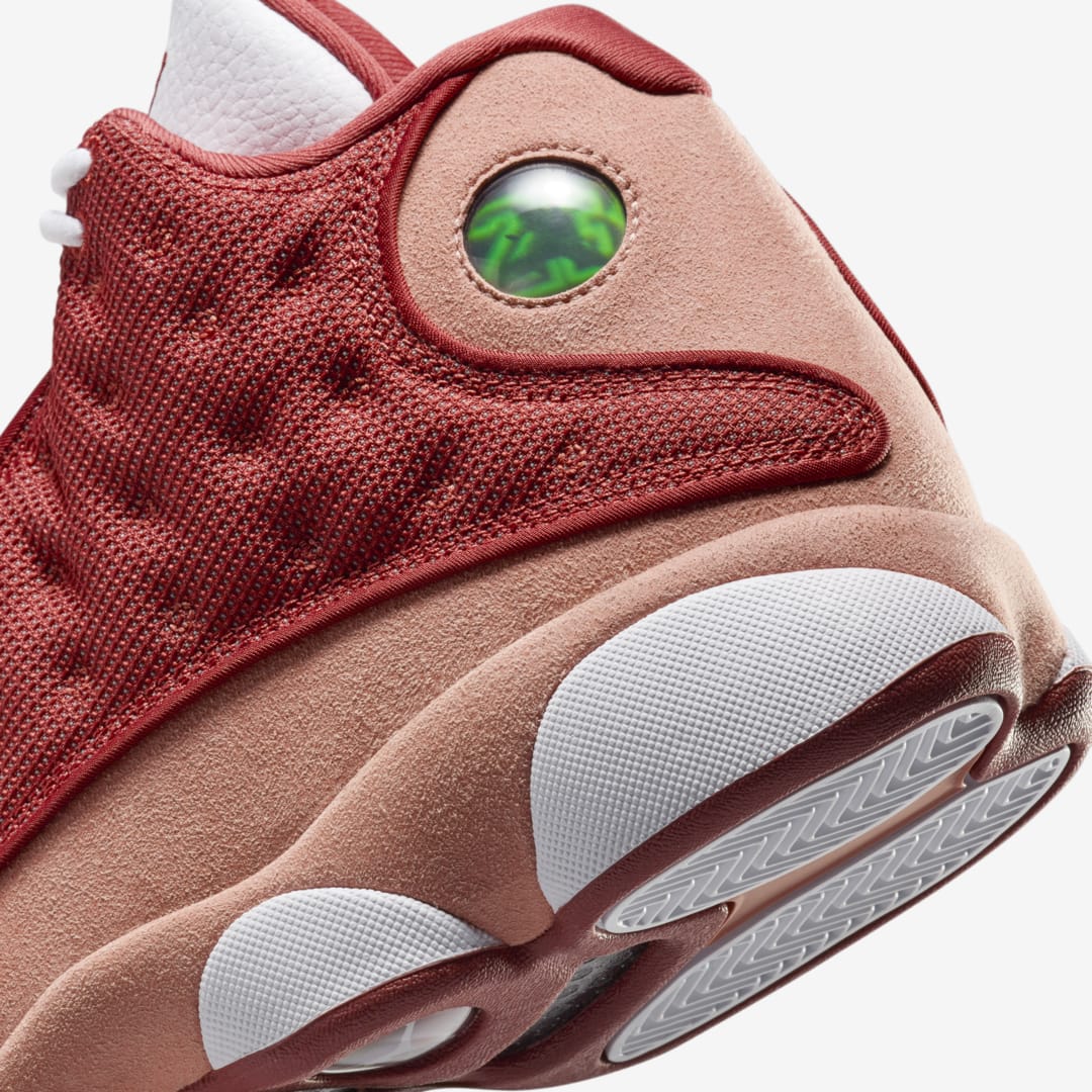 Air Jordan 13 "Dune Red" DJ5982-601