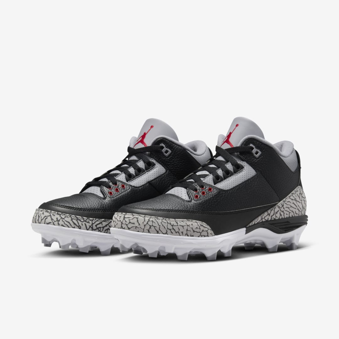 Air Jordan 3 Football Cleat FZ8626-001