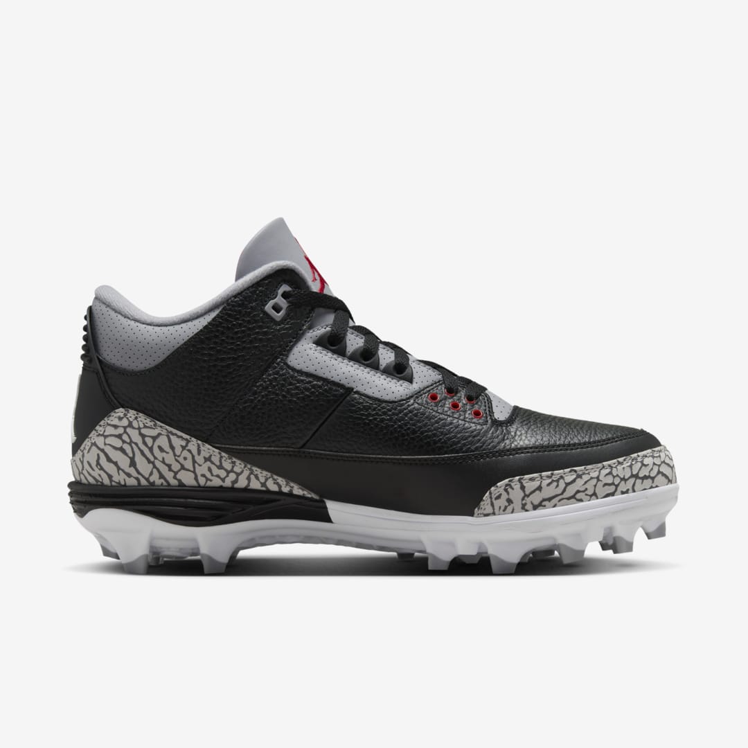 Air Jordan 3 Football Cleat FZ8626-001