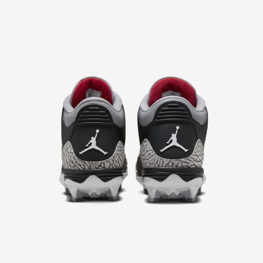 Air Jordan 3 Football Cleat FZ8626-001