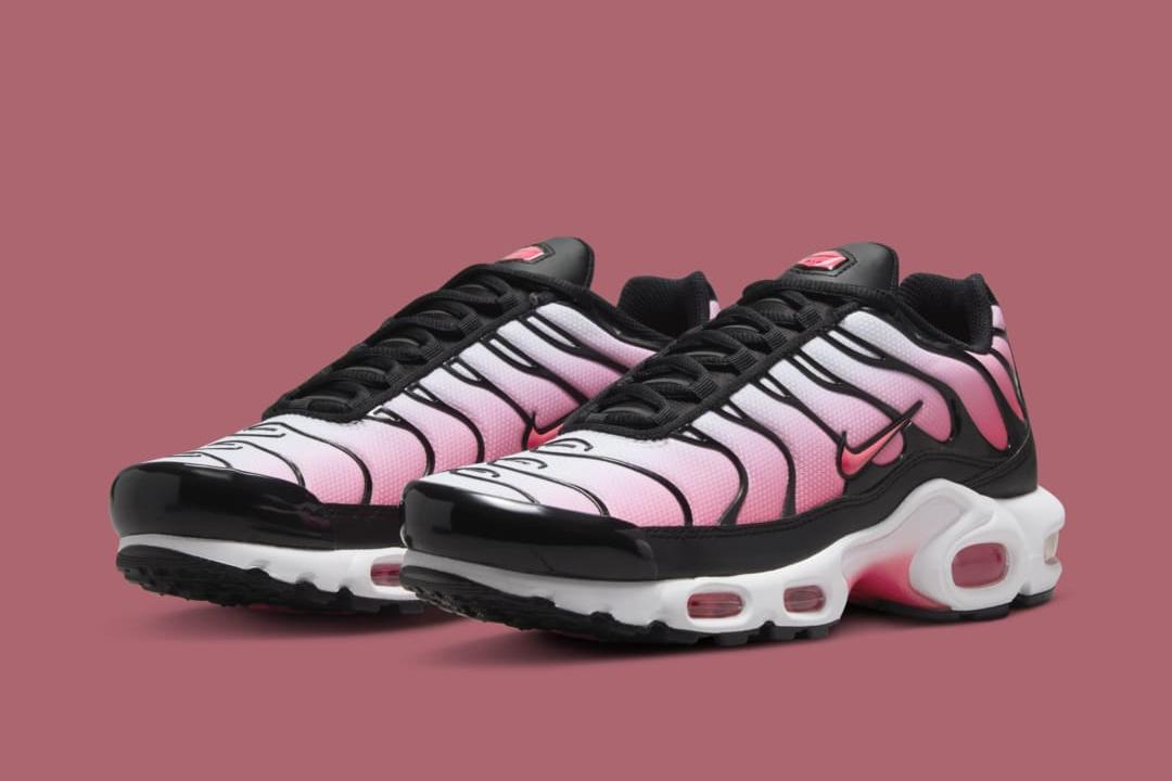 Nike Air Max Plus WMNS "Hot Punch" DZ3670-002