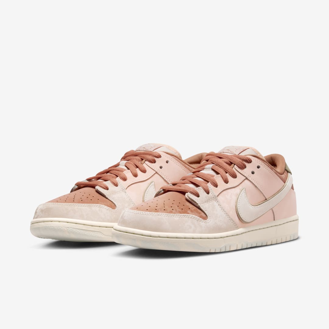 Nike SB Dunk Low "Trocadéro Gardens" FV5926-200