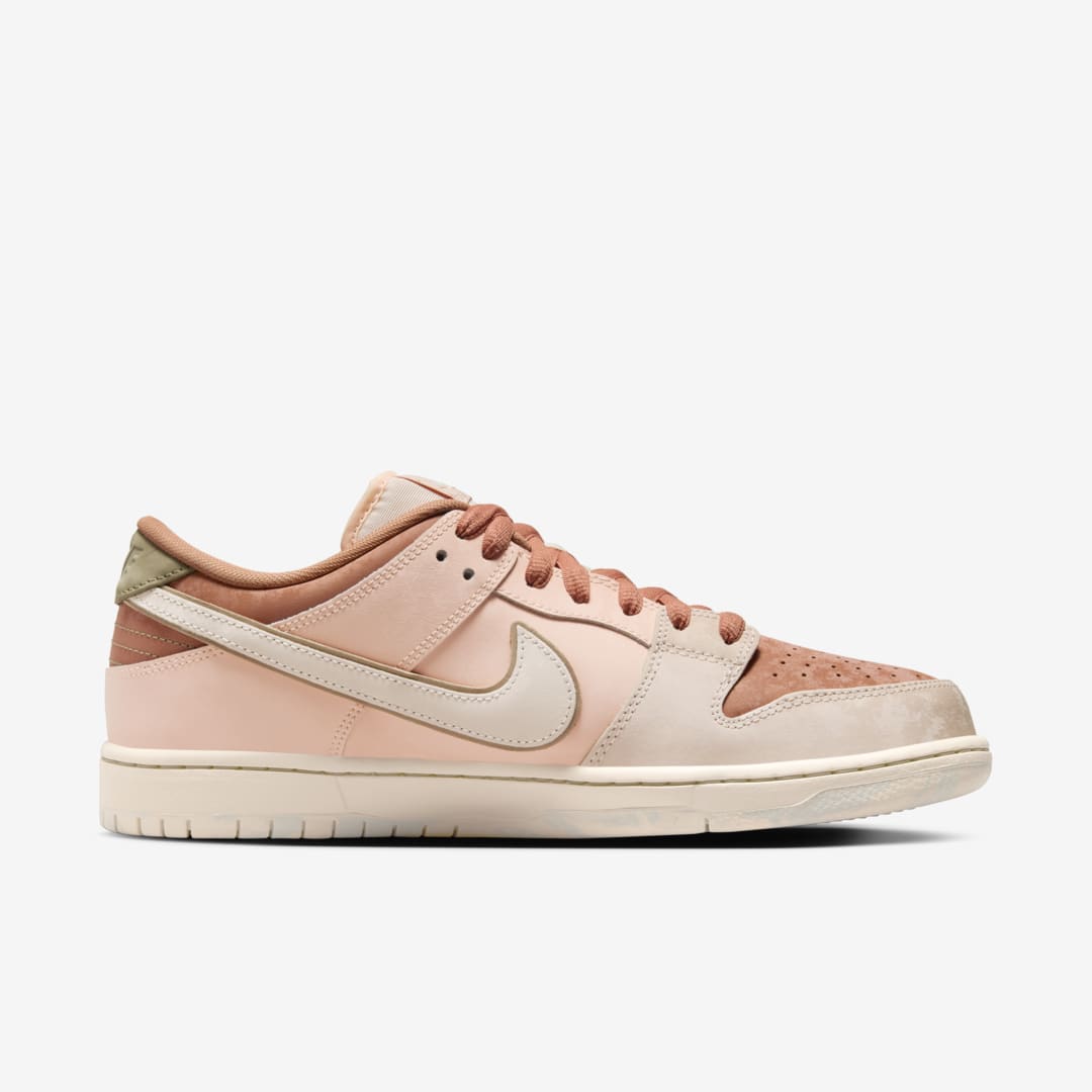 Nike SB Dunk Low "Trocadéro Gardens" FV5926-200