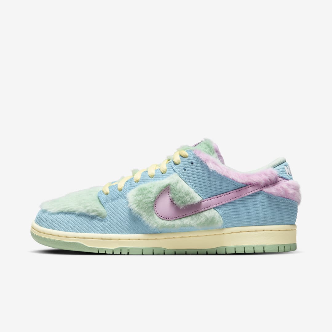 VERDY x Nike SB Dunk Low "Visty" FN6040-400