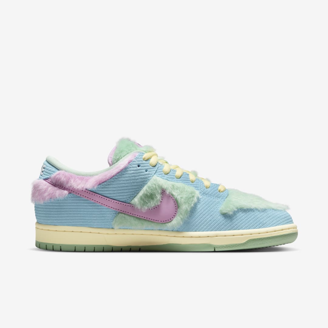 VERDY x Nike SB Dunk Low "Visty" FN6040-400