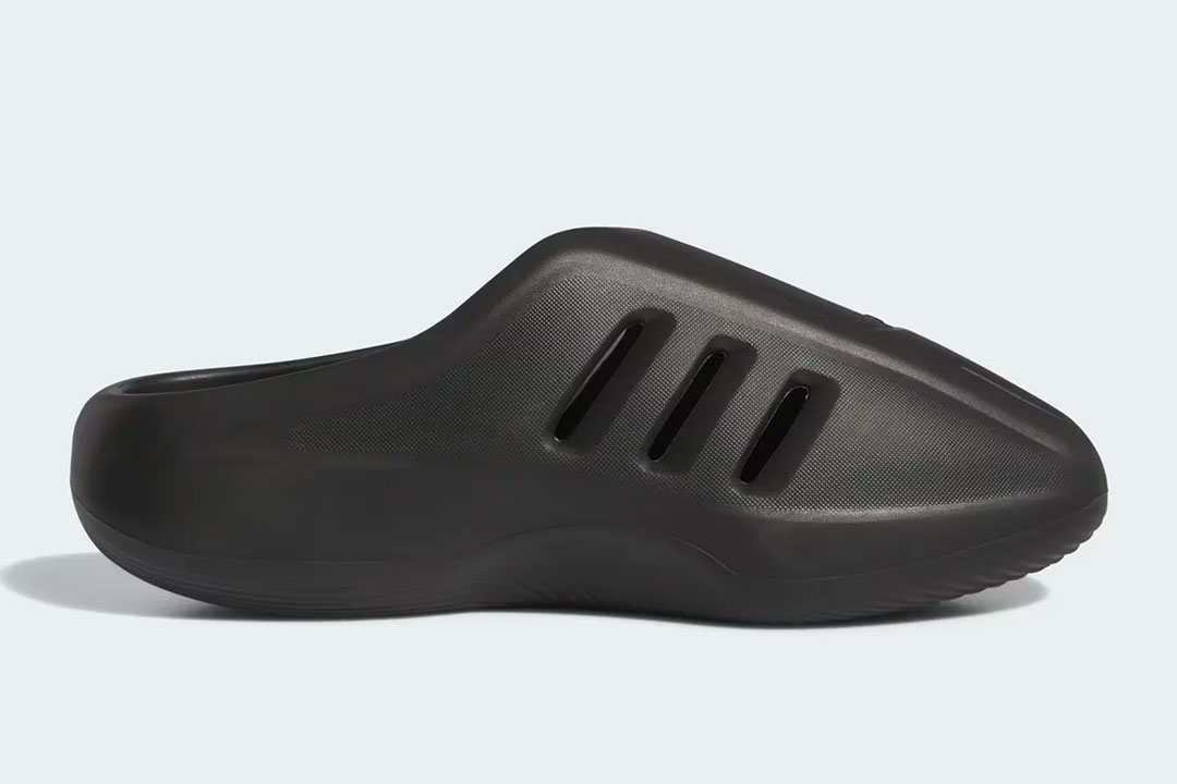 adidas adiFOM IIInfinity Slides "Core Black" IG6969