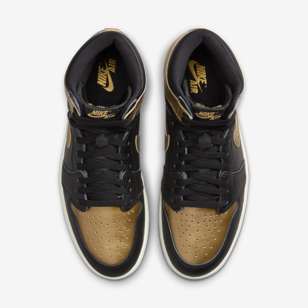 Air Jordan 1 High OG "Metallic Gold" DZ5485-071