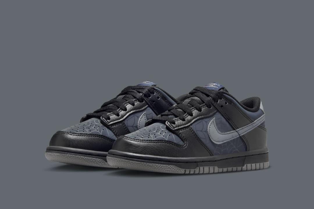 Nike Dunk Low GS "Black Symbiote" HQ3815-001