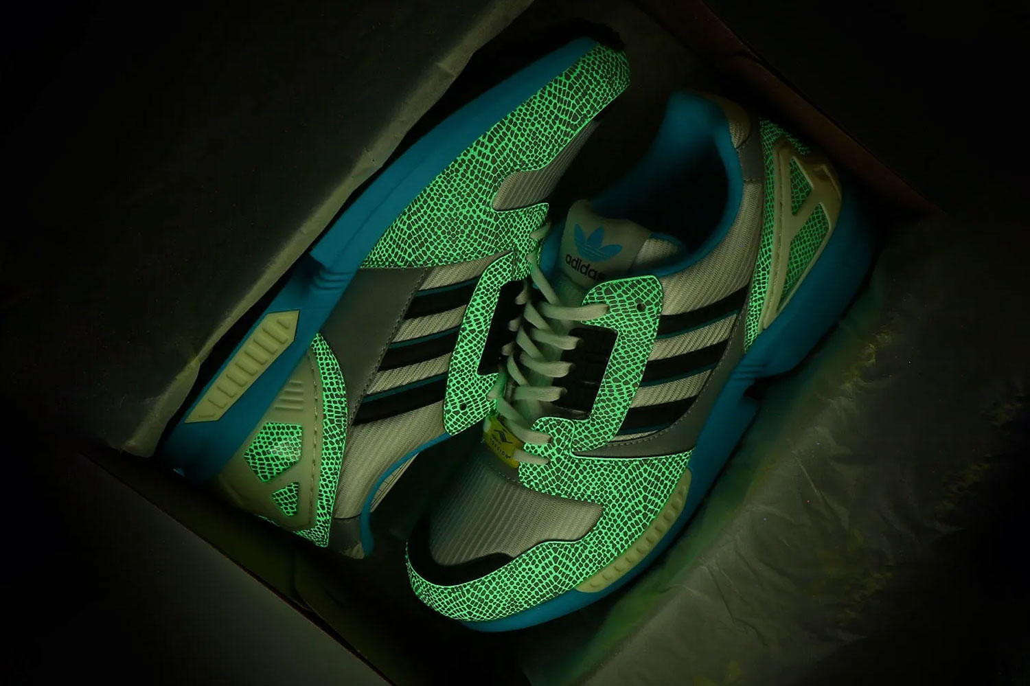 atmos x adidas ZX 8000 "G-SNK 9" IH3363