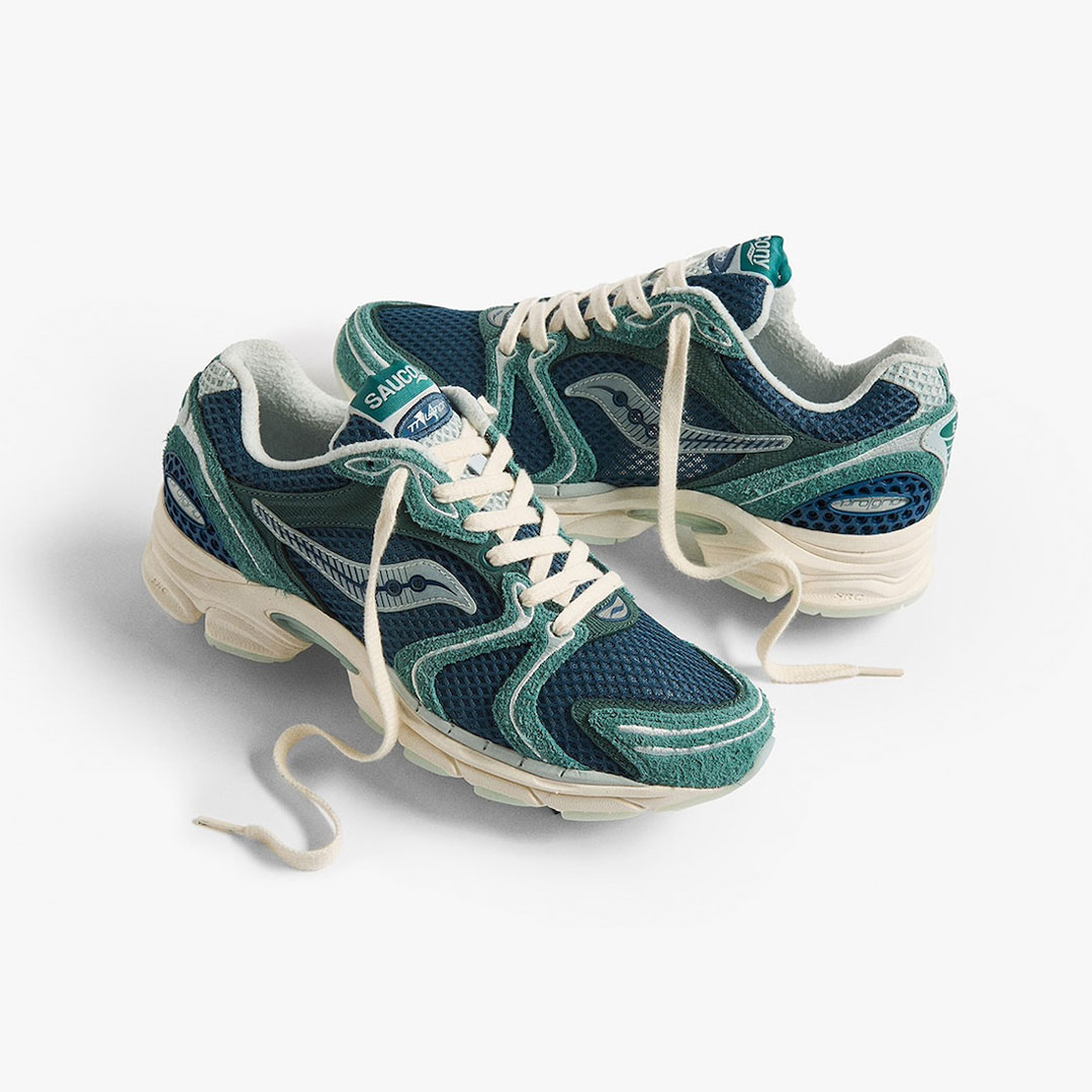 END. x Saucony ProGrid Triumph 4 "Nessie"