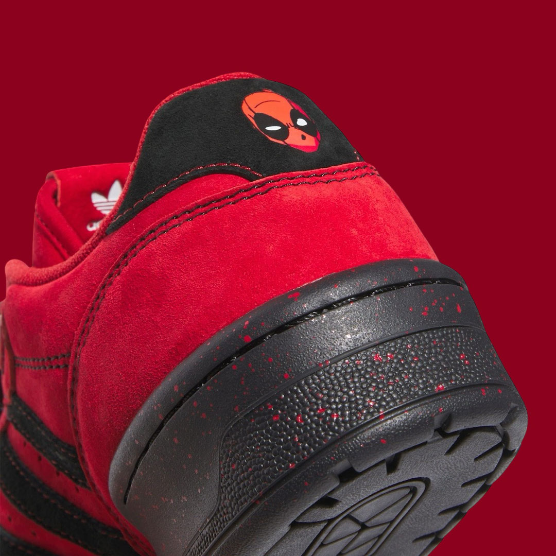 Marvel x adidas Rivalry Low "Deadpool" JR2480