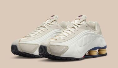 Nike Shox R4 "Phantom" HQ3531-099