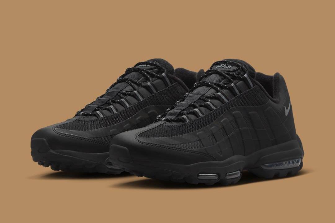 Nike Air Max 95 Ultra "Triple Black" HV6064-002