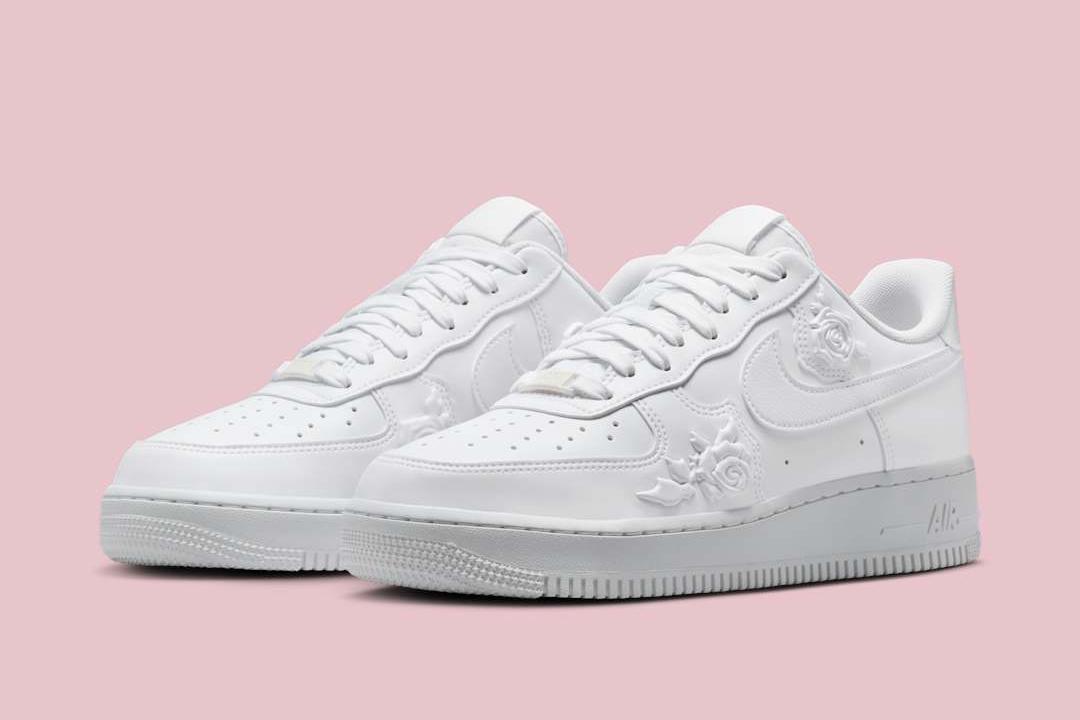 Nike Air Force 1 Low "White Roses" HF2016-100