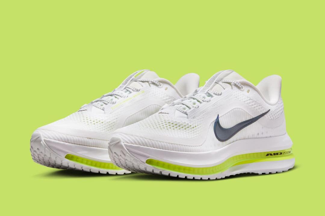 Nike Pegasus Premium "Volt" HQ2593-100